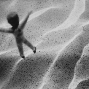 Falling Boy (Sand)