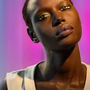 How We See/Ajak (Violet)