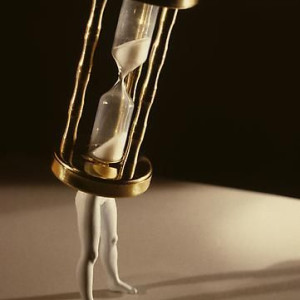 Walking Hourglass (Color)